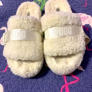 Ugg Fluffita white/cream size 8US